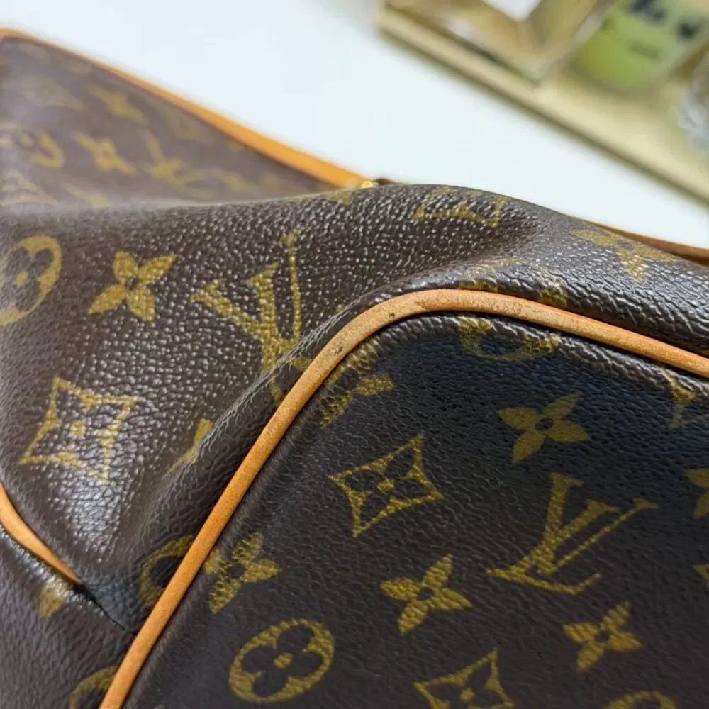 Louis Vuitton Women Pre-Loved Bag Very Good Condition
